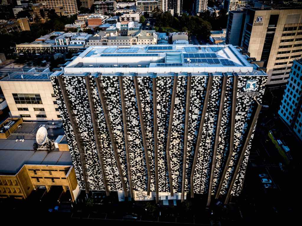 墨尔本商学院-会计与金融