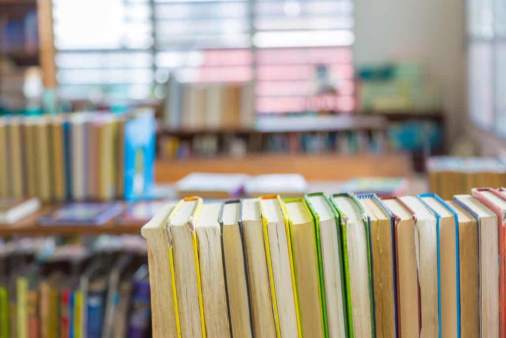 Best Books for 11 Year Olds - Featured Image